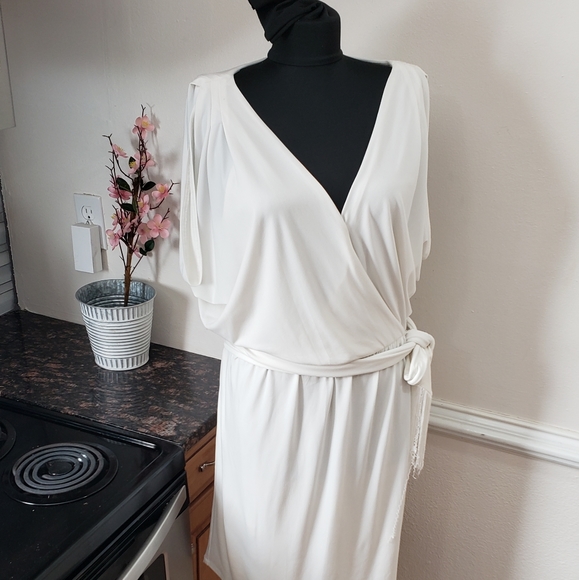 Size 12 white dress - Picture 5 of 8